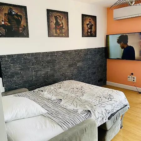 Апартаменти Lisandrina *